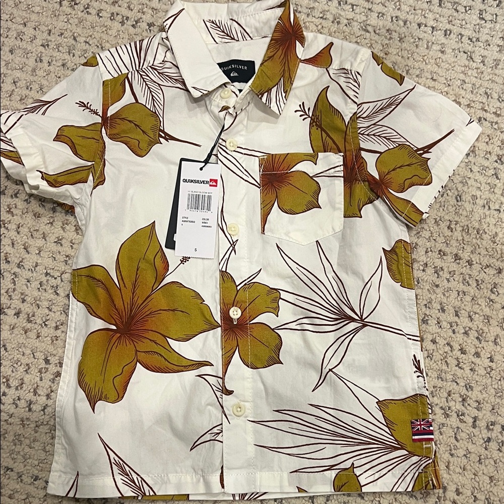 NWT Quiksilver boys White Floral Short-Sleeve Button-Up Shirt size 5